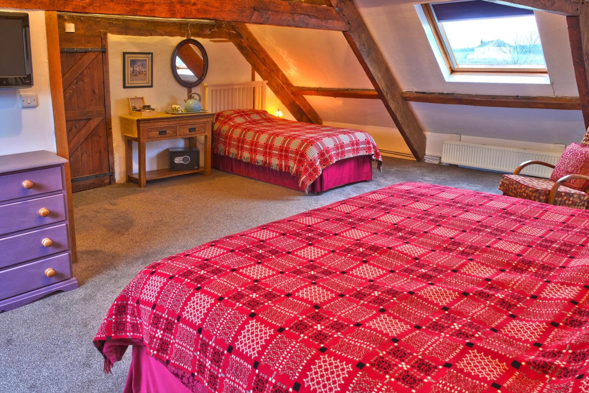 Kidwelly Farmhouse B&B Eksteriør billede
